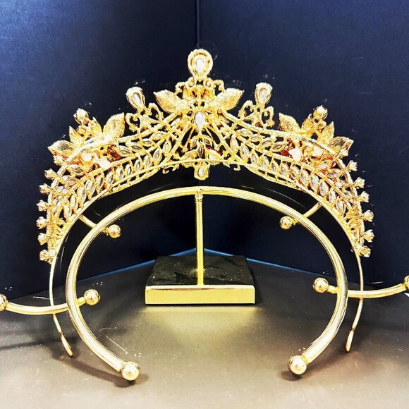Flower Crystal Crown, Victorian royalty crown, Ruby red tiara, Quinceanera crown main image 4